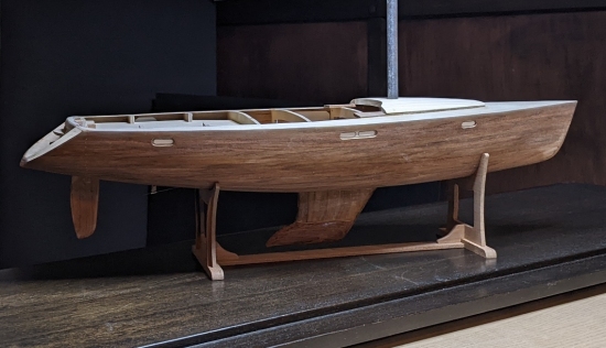 Image of Jeanneau 54ds model and her mast