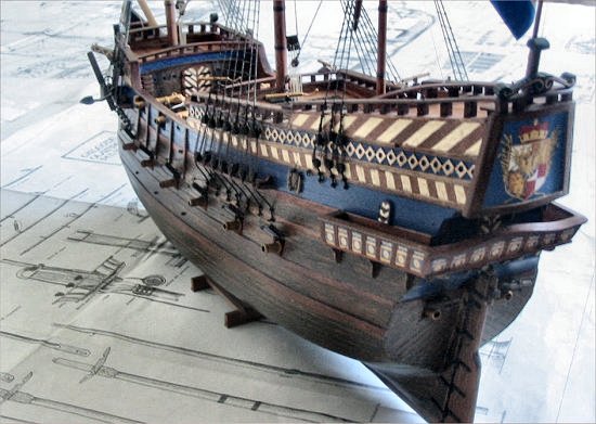 Boat on deck of the Dutch galleon 'Gouden Leeuw'