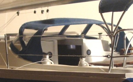 CT 36T model - View of dodger and cabin entrance